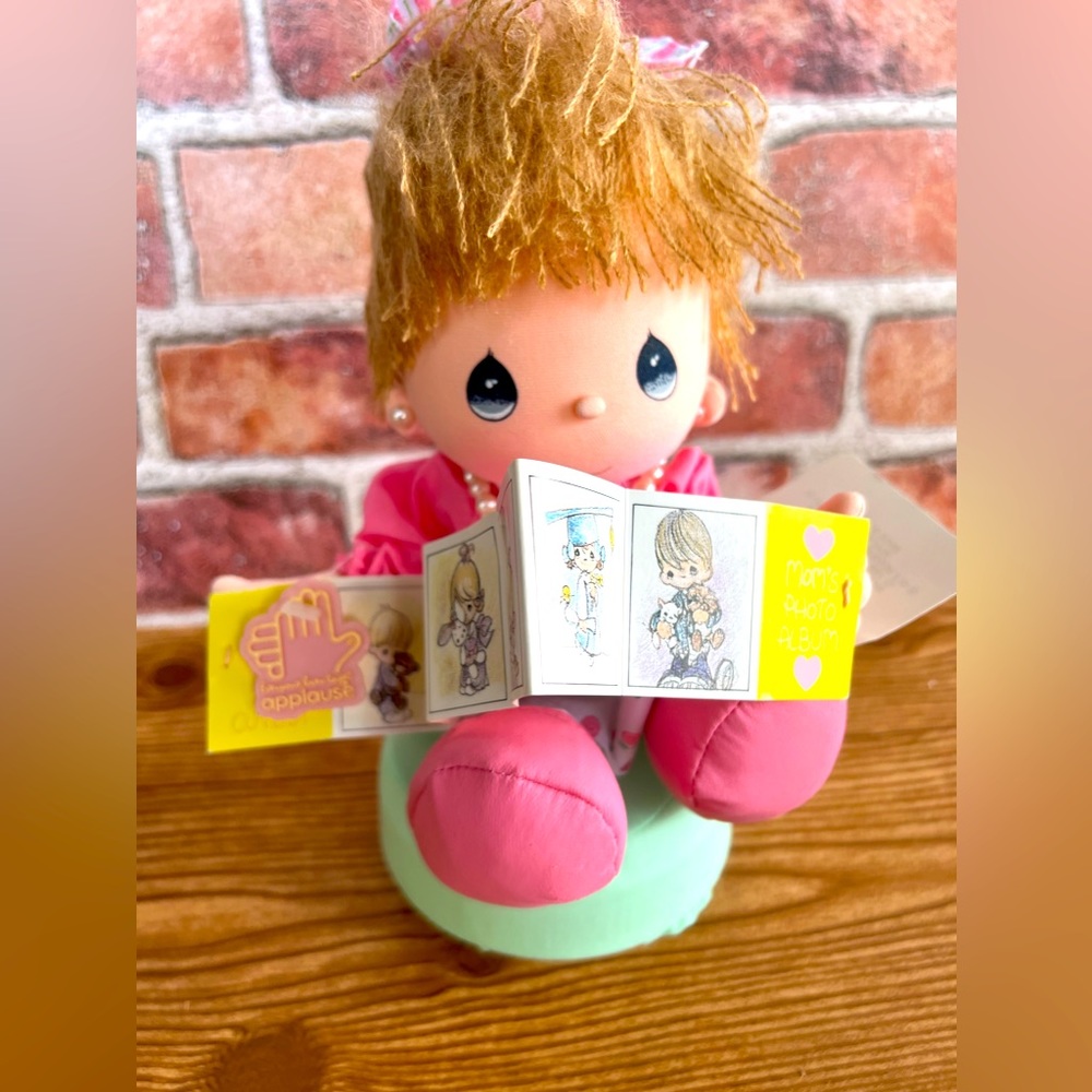 Precious Moments Musical Doll Judy #54008 A Mother’s Love Is from Above 1989
